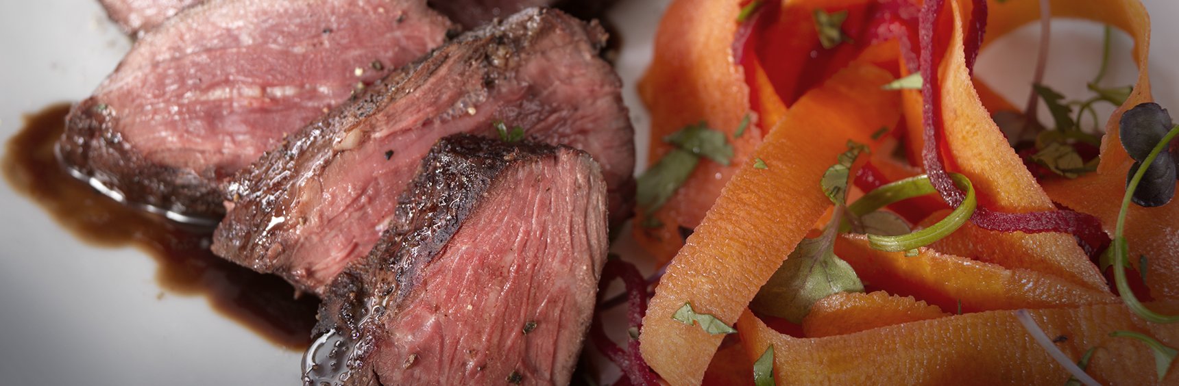 Hanger steak and veggies